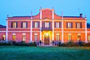 Villa Contessa Massari - Facciata principale al tramonto